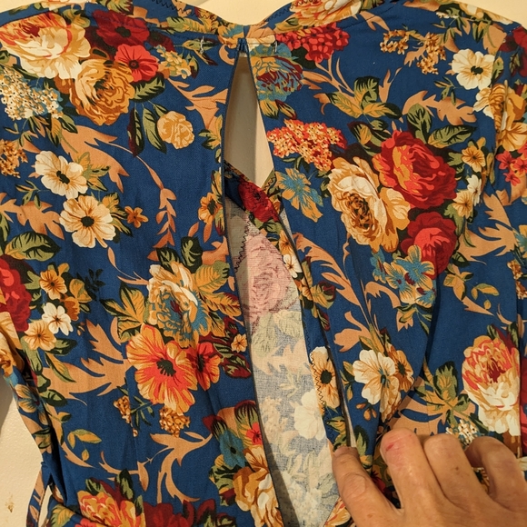 Cottage Core Floral Print Dress Small - Picture 6 of 6